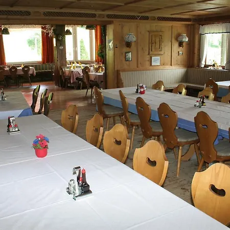 Harfenwirt Hotel 3*