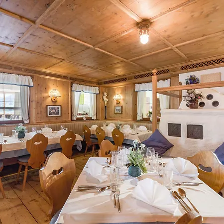 Harfenwirt #ski-in Ski-out Hotell 3*