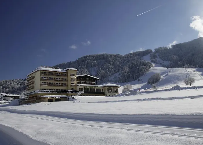 Harfenwirt #ski-in Ski-out فندق 3*