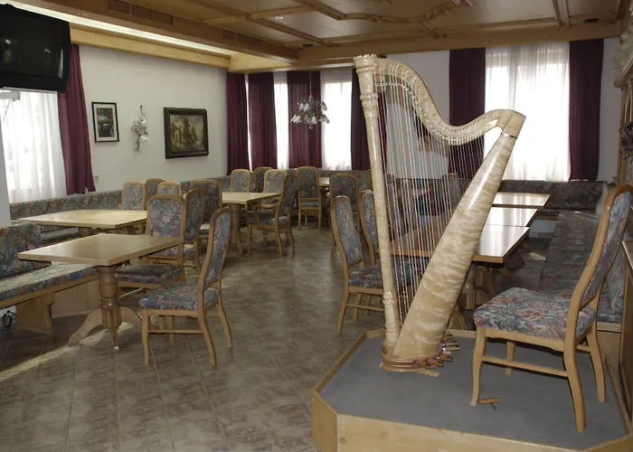 Harfenwirt #ski-in Ski-out فندق 3*