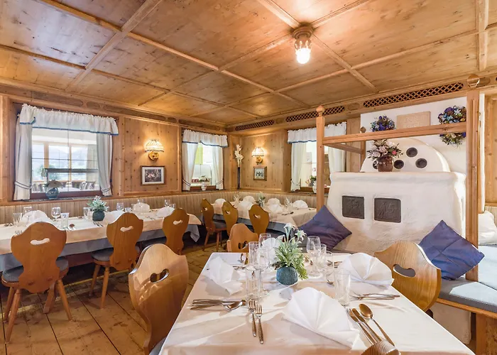 Harfenwirt #ski-in Ski-out فندق 3*