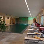 Harfenwirt #ski-in Ski-out מלון 3*