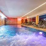 Harfenwirt #ski-in Ski-out 3*