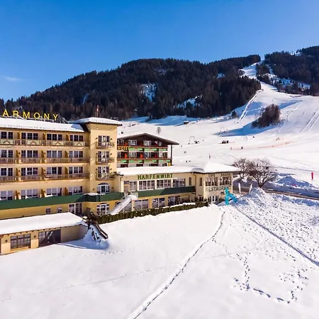 Harfenwirt #ski-in Ski-out Hotel 3*