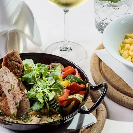 Harfenwirt #ski-in Ski-out 3*