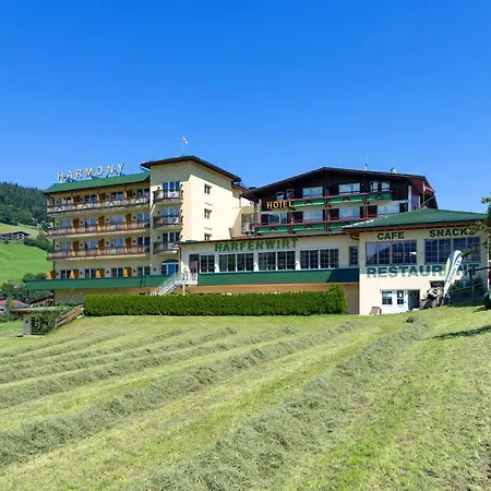 Harfenwirt #ski-in Ski-out Hotel