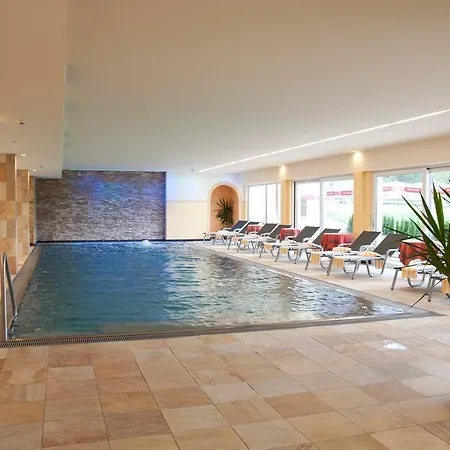 Harfenwirt #ski-in Ski-out Hotel