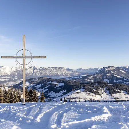 Harfenwirt #ski-in Ski-out Hotel